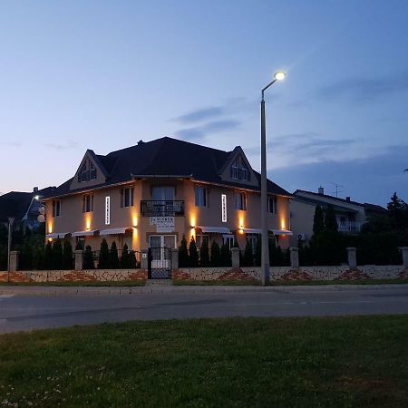 Sunrise Apartmanhaz Hotel Balatonfüred Eksteriør billede